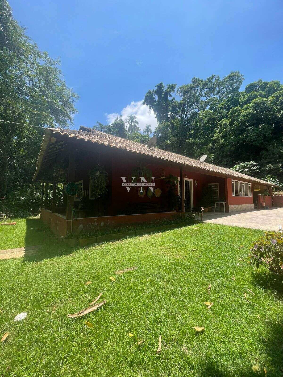 Sítio à venda, com 25.000 m² Com 2 Casas em Jaguariuna SP.